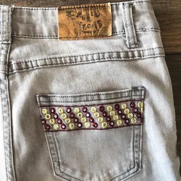 Desigual embroidered jeans with embellished ankles - Picture 7 of 9